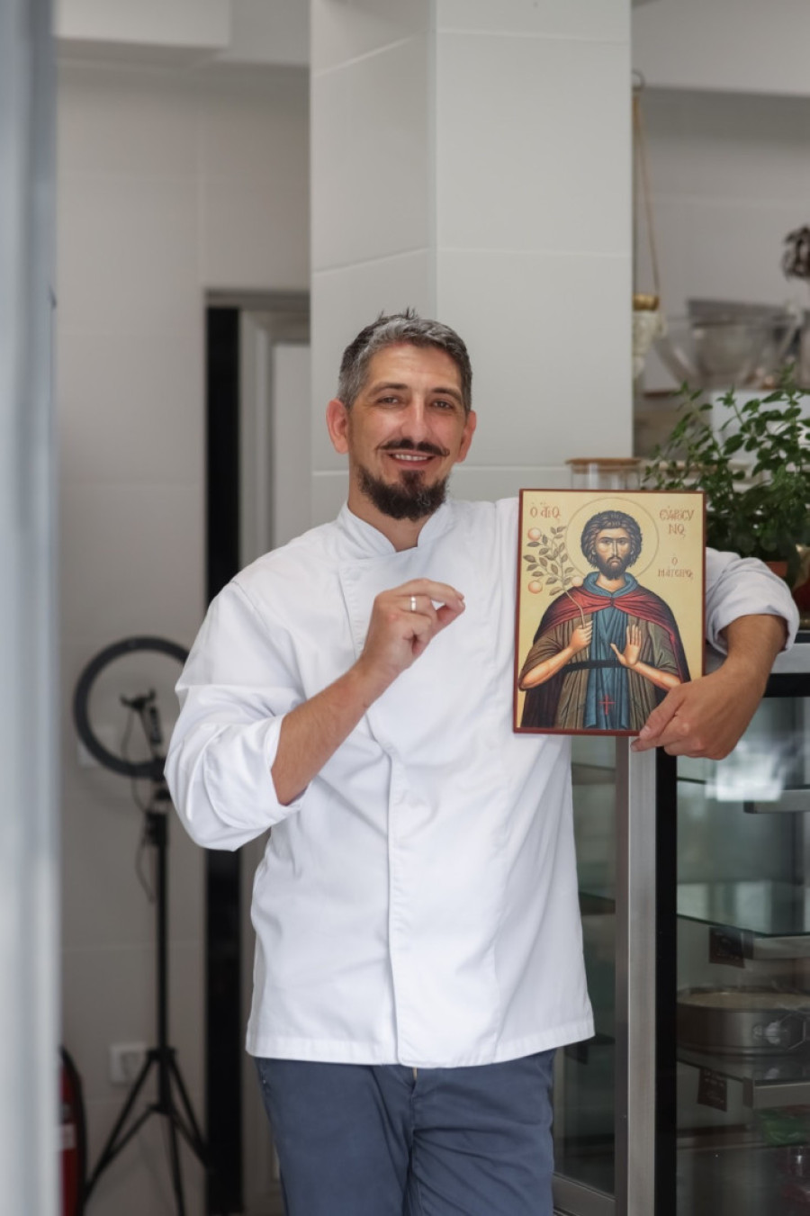 Dalibor drži jedinstven restoran u Srbiji: Jedan odlazak u manastir Hilandar mu je promenio sve (FOTO)