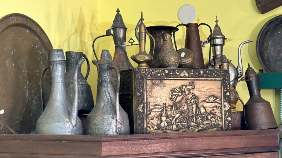 Saša u Zlakusi napravio jedinstven muzej: Obilaze ga naši đaci, ali i Indonežani i Japanci (FOTO)