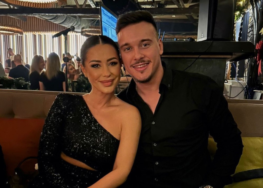 "Redovno ga otima!" Aleksandra Bursać pokazala kako provodi trudničke dane, pa usnimila i budućeg tatu