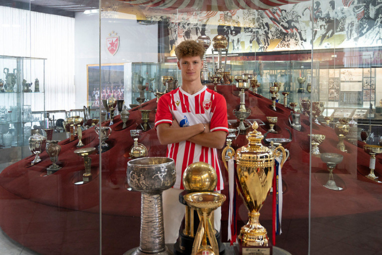 Zvezda prodala svog bisera: Mladi ofanzivac se seli u Štutgart za milione!