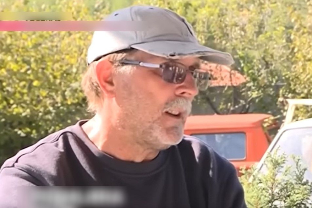 Rada Manojlović dobila traktor! Ovaj muškarac je rasplakao genijalnim poklonom!