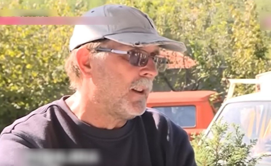 Otac Rade Manojlović o pevačicinom dečku: Ne valja ništa, ne pije!