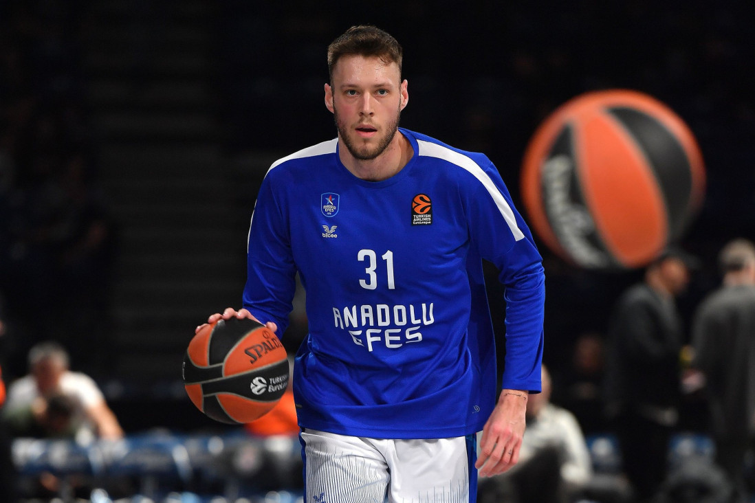 Goreće Arena, goreće Beograd: Supruga novog košarkaša Crvene zvezde je prava "bomba" (FOTO)