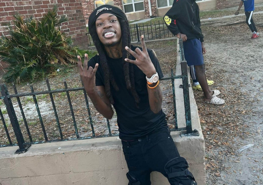 Ubijen reper Hulio Fulio (26): Troje ranjeno, objavljene fotografije sa mesta pucnjave (FOTO)