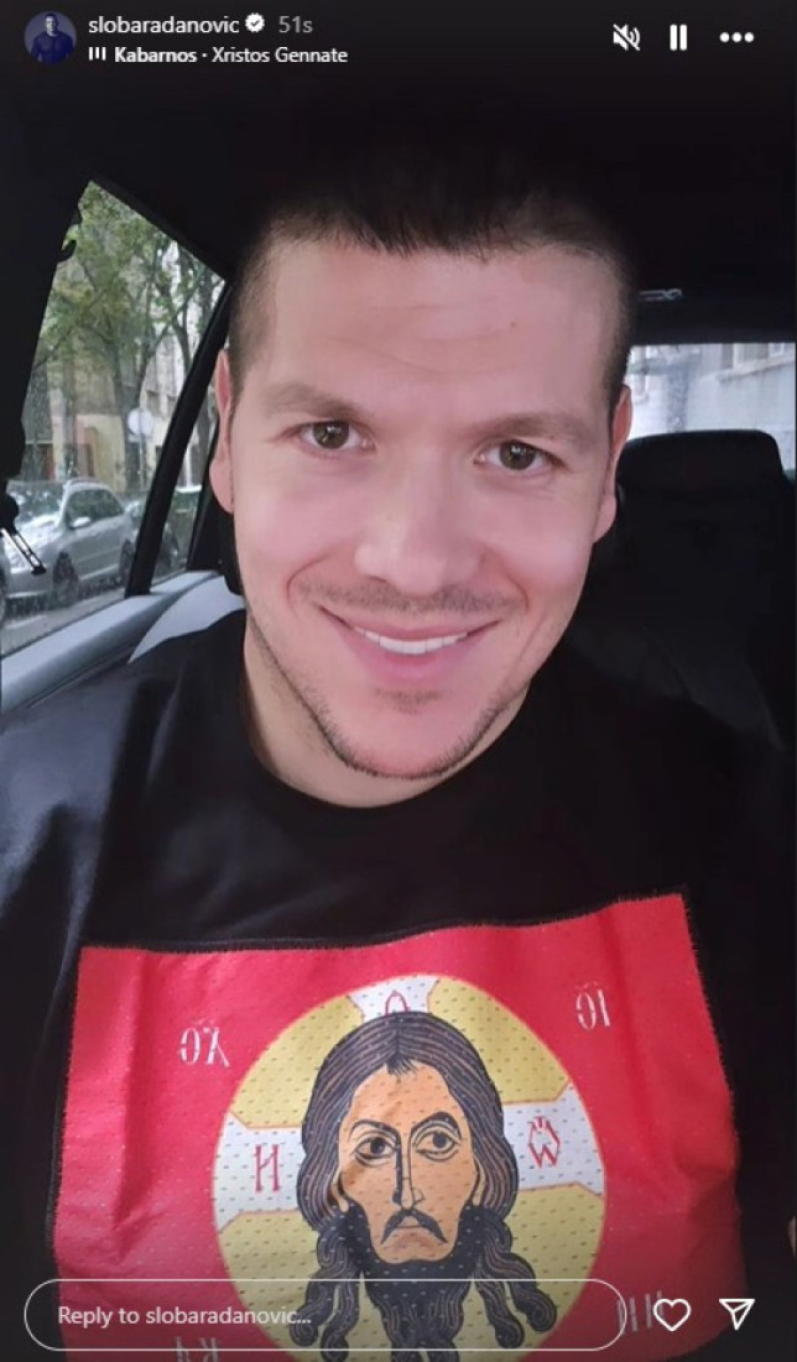 Majka Slobe Radanovića u bolnici! Pevač došao da je poseti: "Dva invalida" (FOTO)