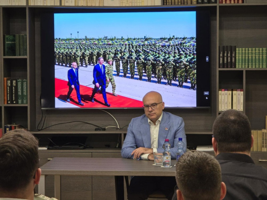 Vučević posetio mlade lidere Fondacije "Za srpski narod i državu": Uveren sam da će oni doprineti izgradnji boljе budućnosti