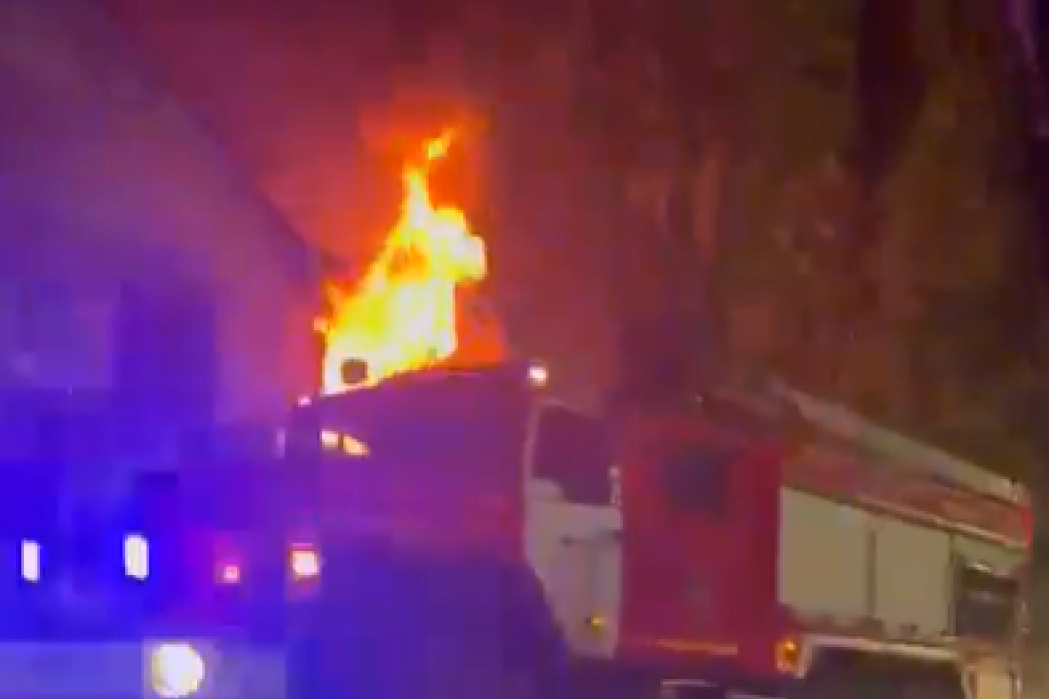 Tragedija u Rusiji! Petoro poginulo u požaru u studentskom domu, više osoba povređeno (VIDEO)