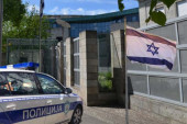 Haos ispred izraelske ambasade u Beogradu: Žandarm pogođen samostrelom u vrat - napadač ubijen!