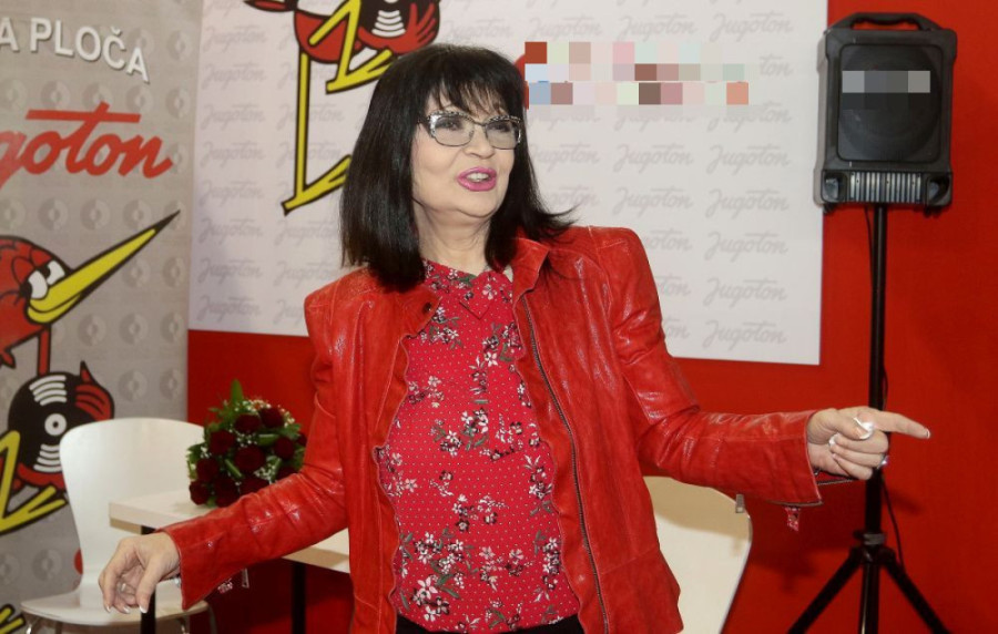 Nada Obrić se uspavala za solistički koncert: Na scenu jurila u spavaćici!