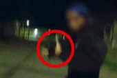 Policajac ubio tinejdžera koji je u njega uperio repliku pištolja! Pojavio se i snimak (VIDEO)