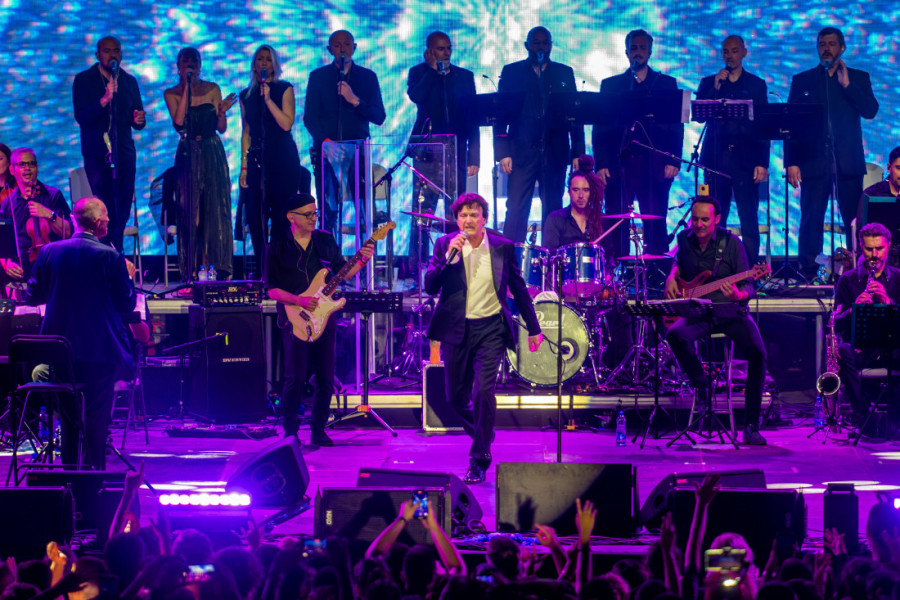 Estrada je noćas zgrnula bogatstvo! Od jednog honorara će živeti cele godine, a on zarađuje više i od Čole!