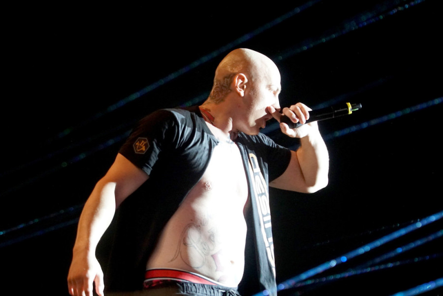 Crnogorci zabrinuti zbog nastupa Desingerice, oglasili se iz ministarstva: Ne možemo da ga zabranimo! Oglasio se i reper!