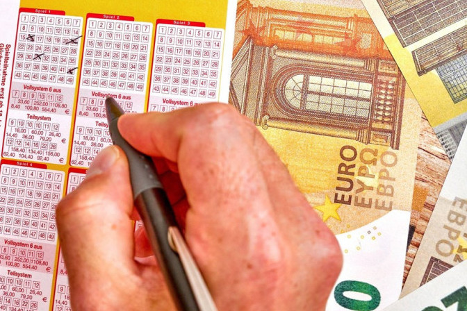 Šok za turiste, ali i meštane! Berlin povećao kazne, za bacanje opušaka 250 evra!