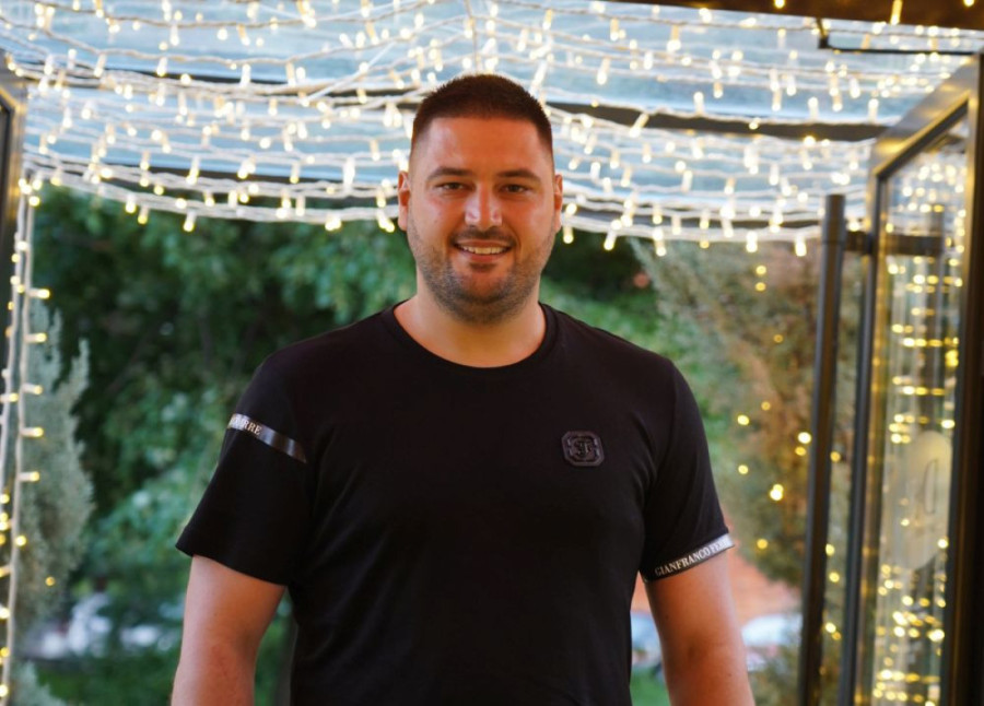 Rasta išao na transplantaciju kose: Usijale se mreže! (FOTO)