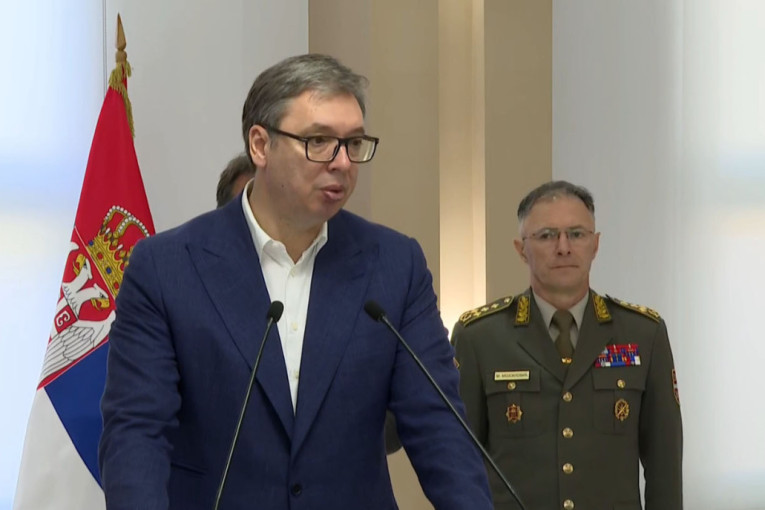 Vučić nakon kolegijuma Generalštaba: Pojačana dejstva izviđačkih vazduhoplova iz svih smerova ka Srbiji