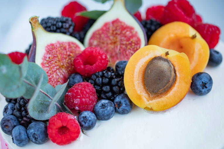 Recite zbogom bacanju voća: Pet kreativnih ideja kako da iskoristite višak sezonskih plodova prirode