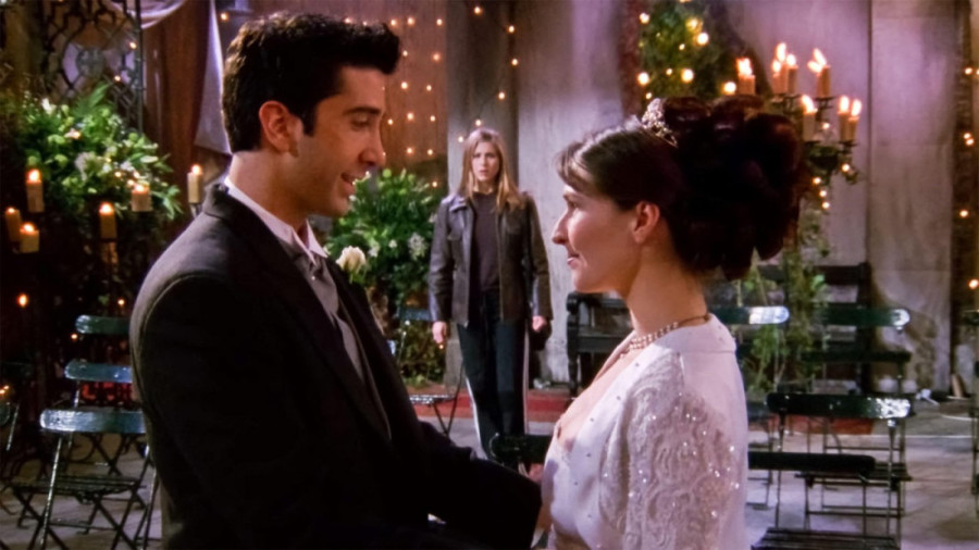 Razlog zašto su se u stvari Emili i Ros onako brzo rastali: Helen Baksendejl jedva i upala u „Prijatelje"!