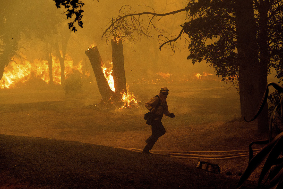 Besne požari u Kaliforniji: Ugroženo 90 miliona ljudi, temperatura 47 stepeni!