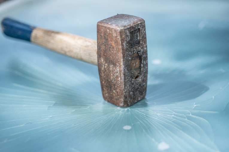 Čisti sve od alata do slavine: Jedan sastojak iz kuhinje će zameniti sva kupovna sredstva, zaobiđite štetne hemikalije