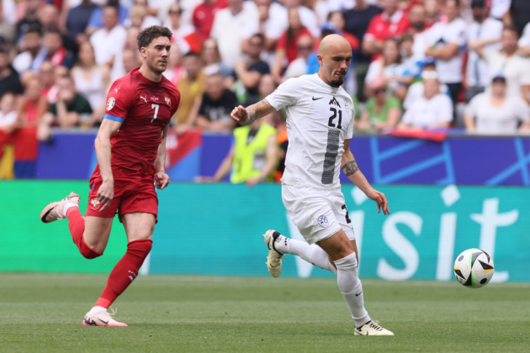 Detalji transfera Zvezdinog novog štopera: Rusi mu plaćaju milionsku platu, moguć otkup i ranije