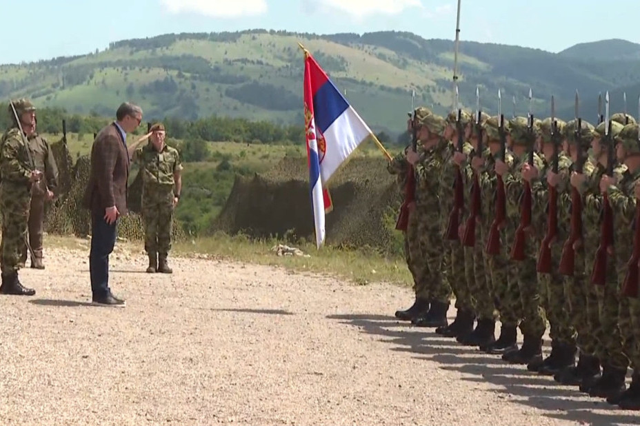 Počinje vojna vežba "Vatreni udar 2024" na "Pasuljanskim livadama": Prisustvuje predsednik Vučić! (FOTO/VIDEO)