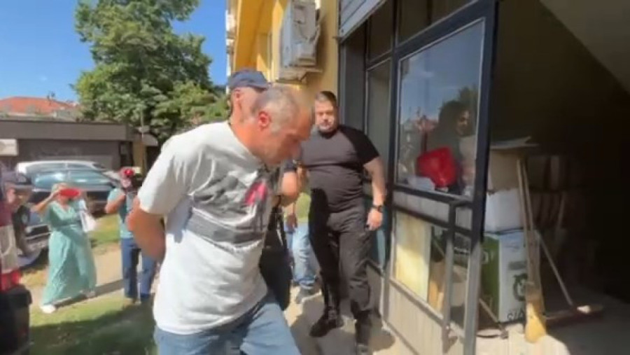 Palo prvo priznanje! Pogledajte šta će komšinica otkriti o Danki Ilić (VIDEO)