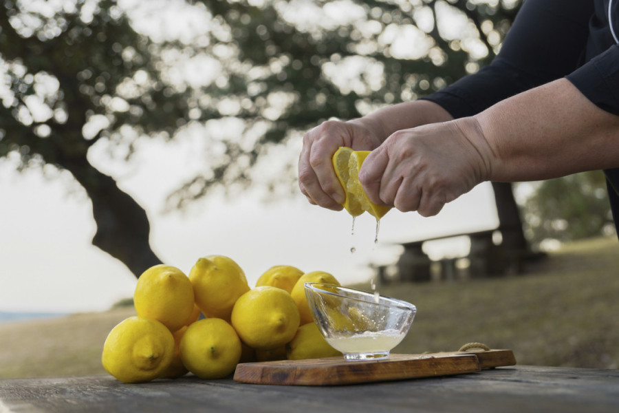 Limun je sjajan, ali ovih devet površina nikada ne treba čistiti njime: Prirodno nije uvek i bezbedno