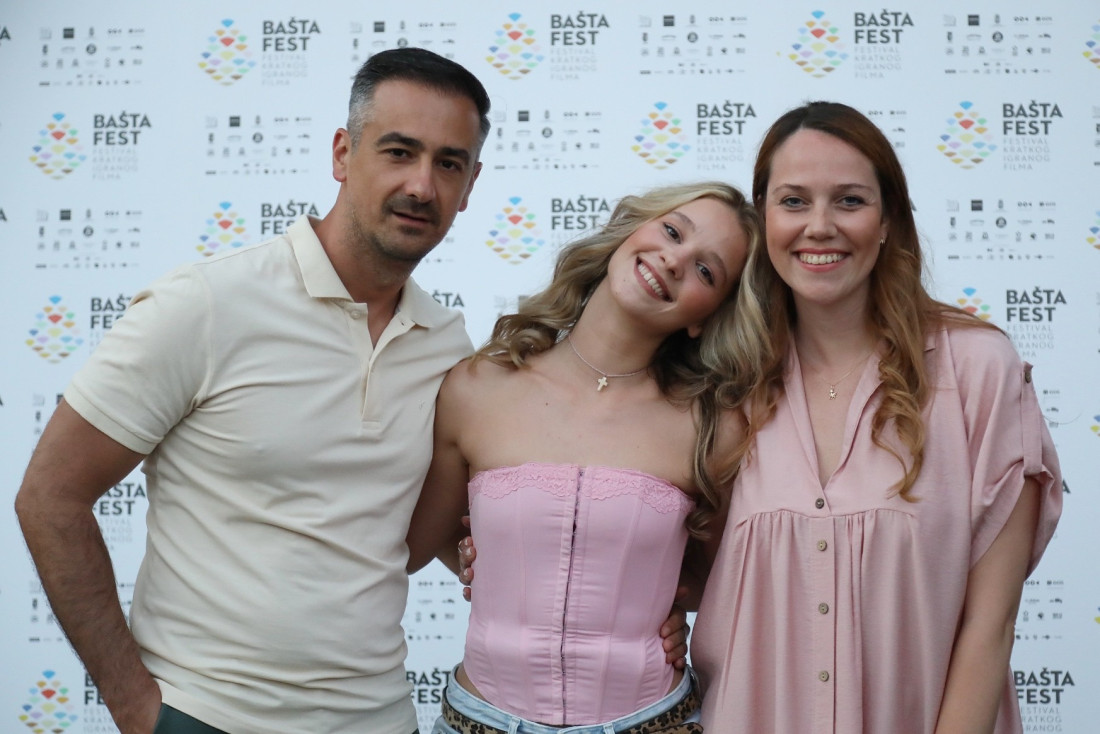 Ivana Zečević otvorila 11. Bašta Fest: "A gde je tvoj centar?"  (FOTO)