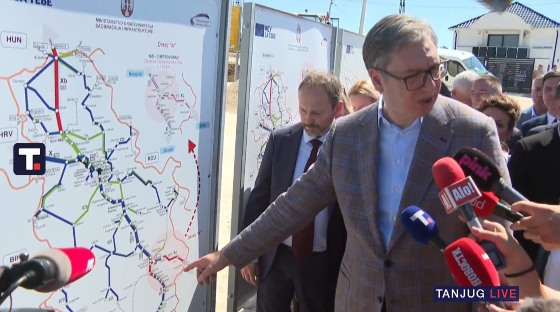Vučić na ceremoniji početka izgradnje železničke obilaznice oko Niša: Ovde se danas piše istorija, menjamo lice Srbije! (FOTO/VIDEO)