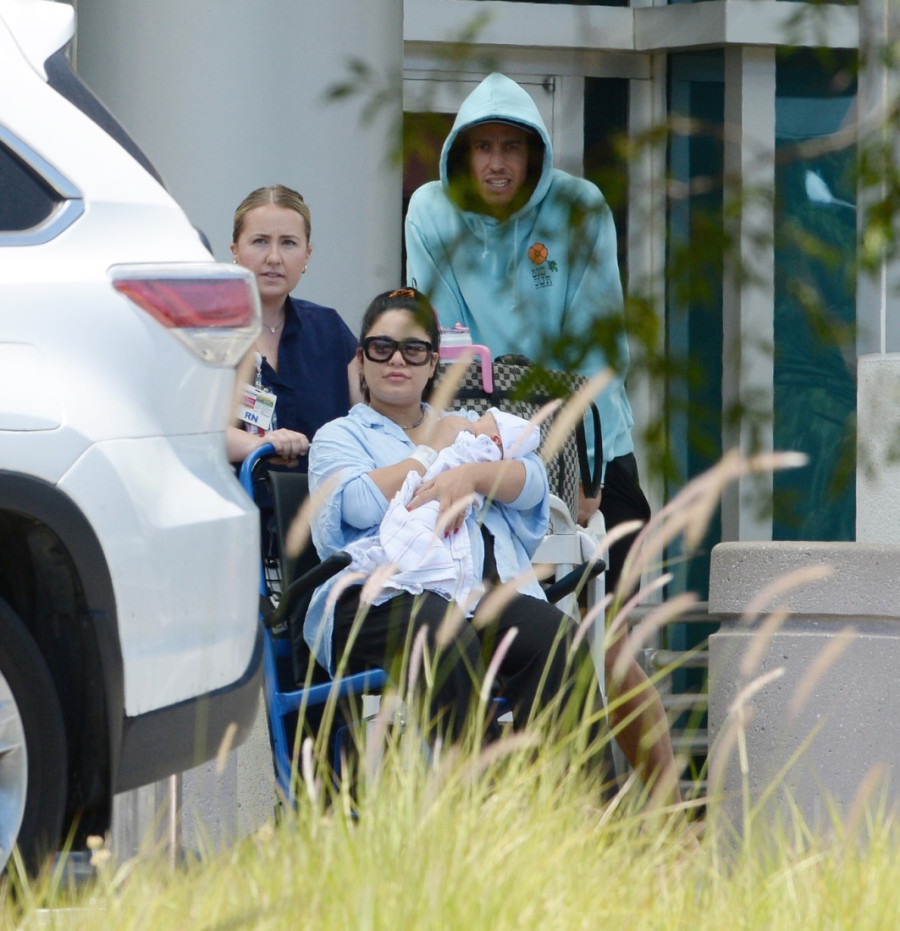 Vanesa Hadžens doživela veliko razočaranje posle porođaja: I uprkos tome - zdravi smo i srećni! (FOTO)