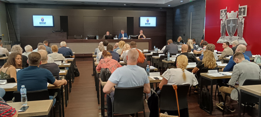 SNS sa koalicionim partnerima ponovo formirala vlast na Vračaru