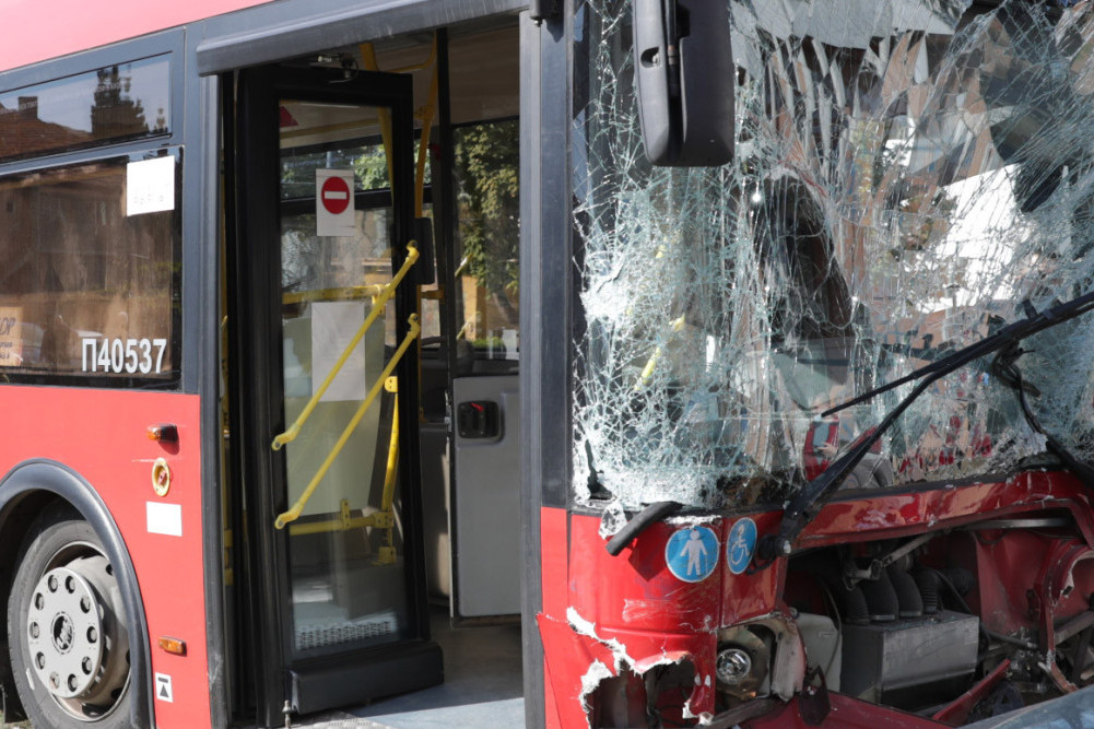 Tragedija u Lazarevcu: Otklanjao kvar, hteo da zatvori šaht pa poginuo