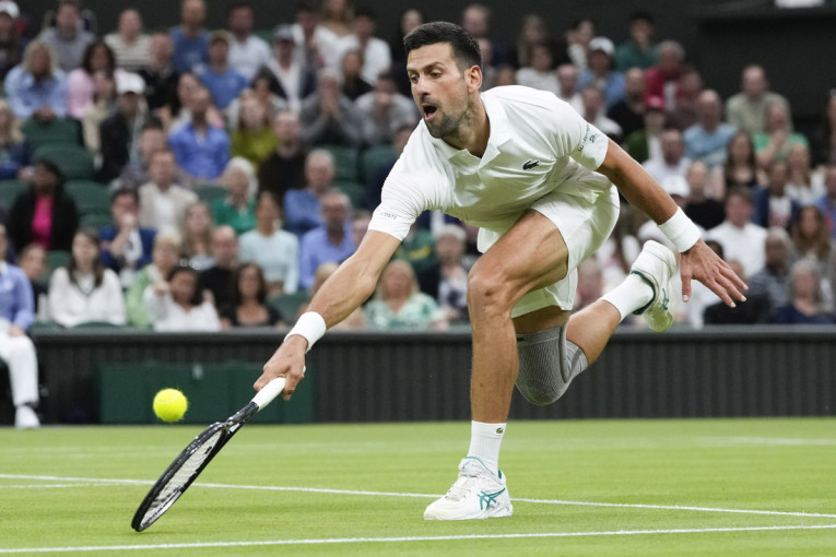 Novak dobio polufinale na poklon, ali nije zadovoljan: Nije dobro propustiti meč