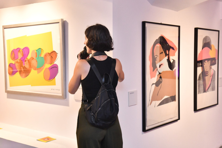 Čuveni portret Merilin Monro, limenke "Kembel" supe i legendarni "Klizač" iz Sarajeva: Otvorena izložba "Sve boje Vorhola" (FOTO)