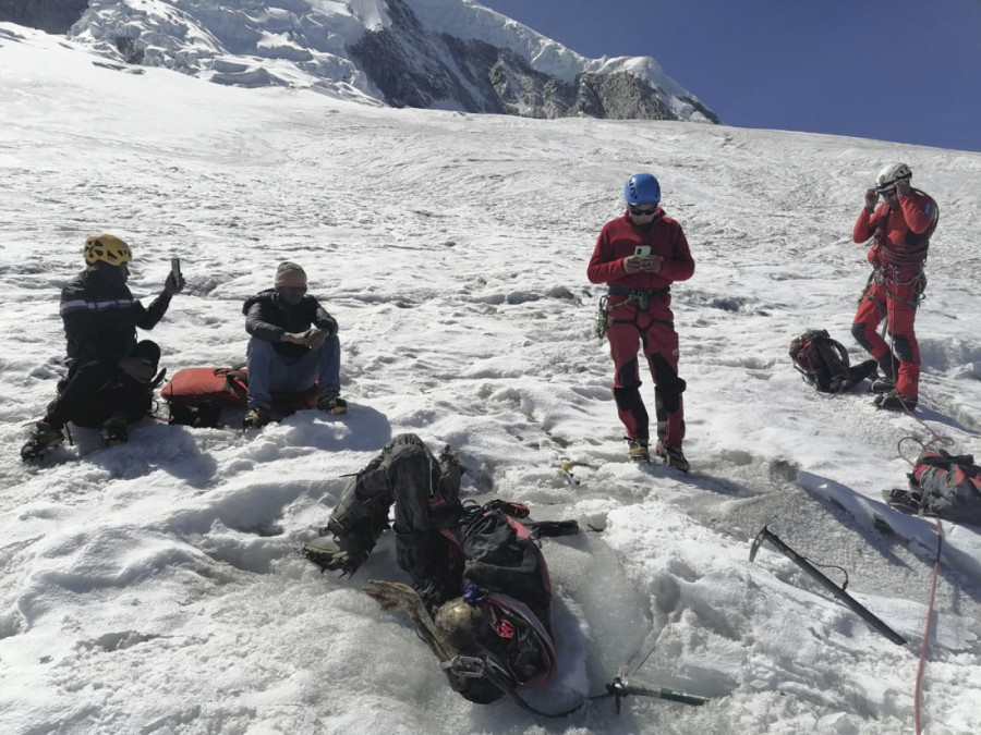 Planinar nestao pre 22 godine, našli ga mumificiranog u ledu! Identifikovan na osnovu jedne stvari (FOTO)