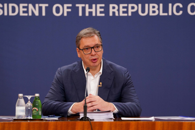 Vučić: "Nastavićemo da čuvamo mir, nećemo da ratujemo i učestvujemo u provokacijama"