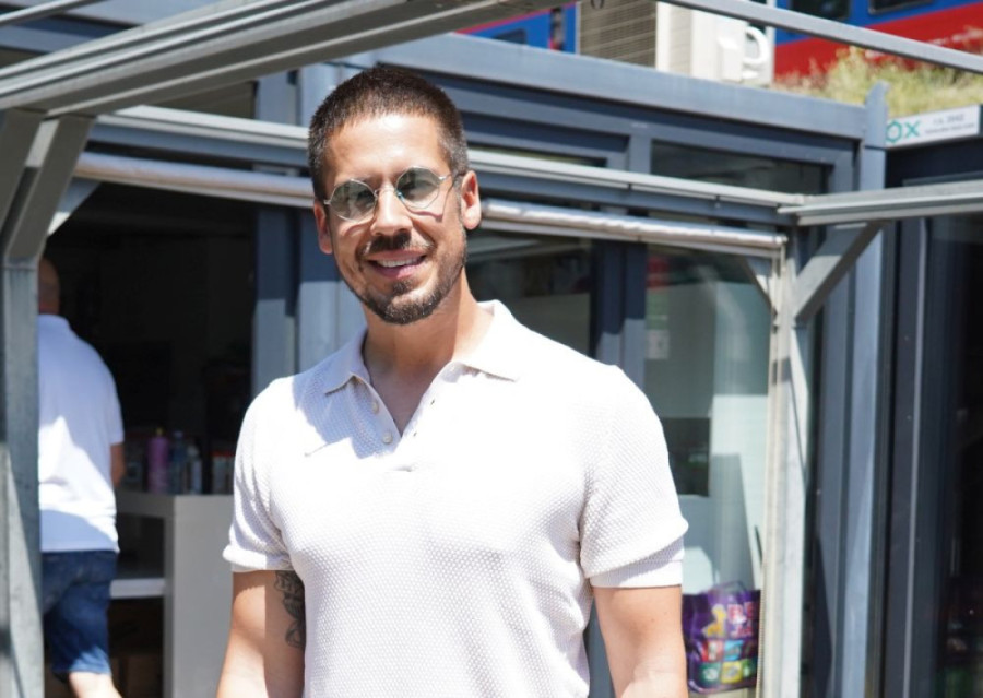 Nikola Rokvić u novoj besnoj mašini: Pevač za auto iskeširao pravo "malo" bogatstvo