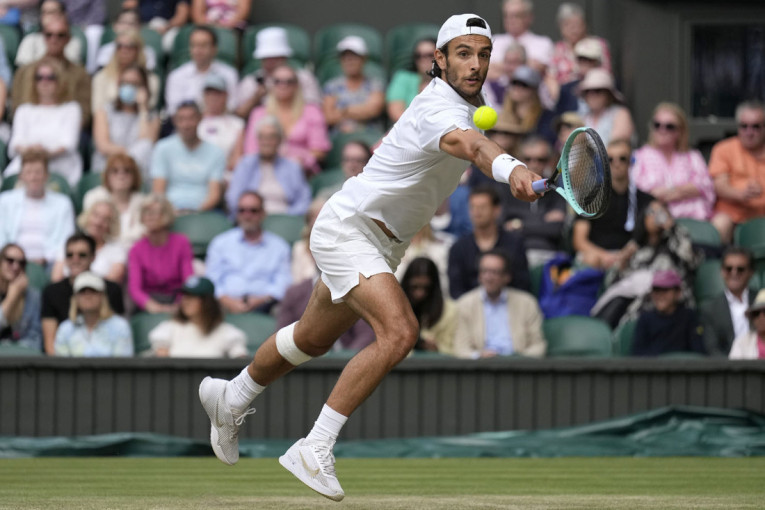 Nole kao furija do finala Vimbldona! Museti počišćen, a sad osveta Alkarazu!