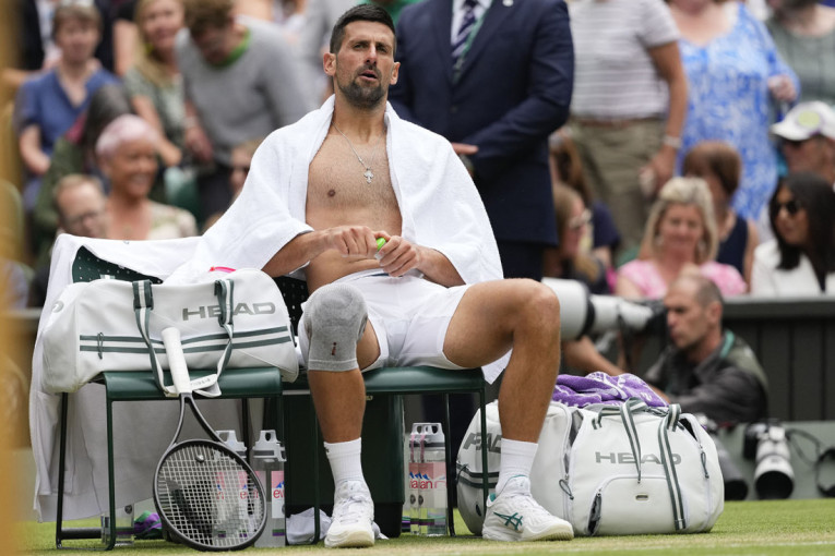 Nole kao furija do finala Vimbldona! Museti počišćen, a sad osveta Alkarazu!