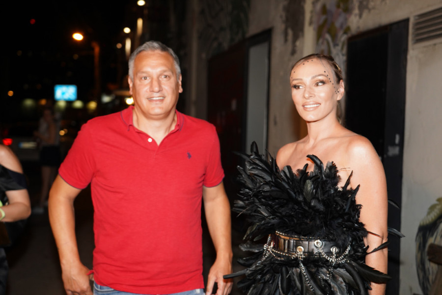 "Sabotiraju nas, čekamo specijalce!" Anabela se oglasila nakon dojave o bombi na koncertu!