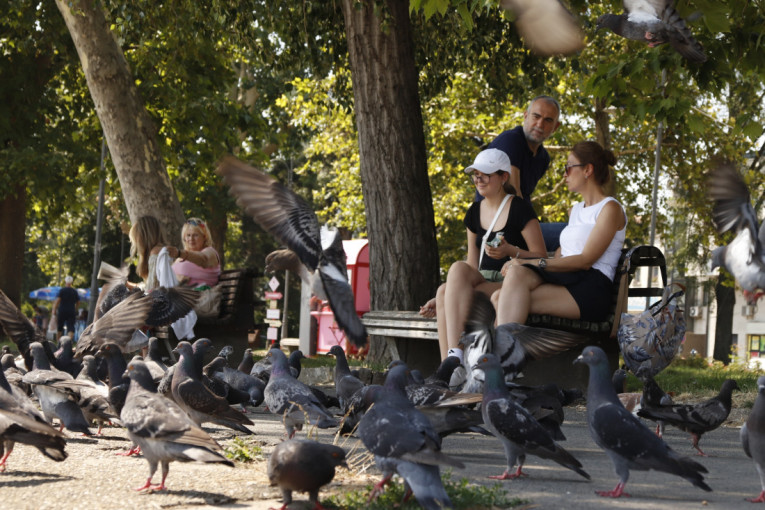 Tropski dan pred nama: Do 40 stepeni, popodne kratkotrajno osveženje
