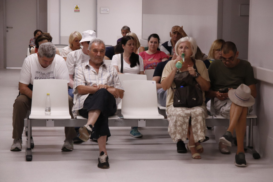 Veliko interesovanje za besplatne preventivne preglede: U Kliničkom centru do 10 časova više od 160 pacijenata