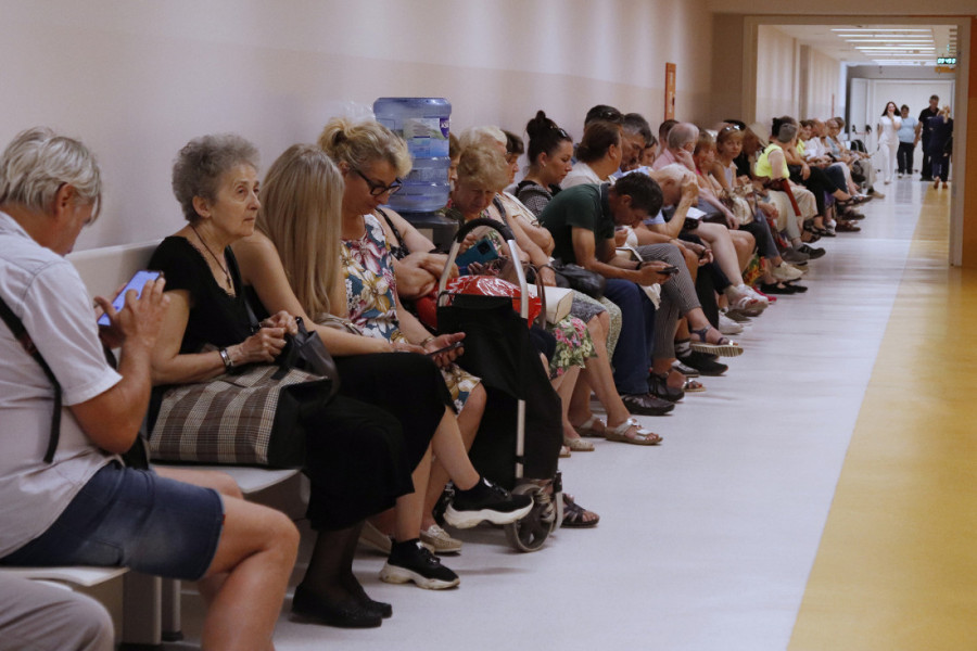 Veliko interesovanje za besplatne preventivne preglede: U Kliničkom centru do 10 časova više od 160 pacijenata