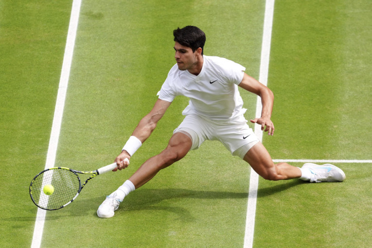 Alkaraz je danas bio nepobediv! Ovaj udarac je Novaku oduzeo titulu! (VIDEO)