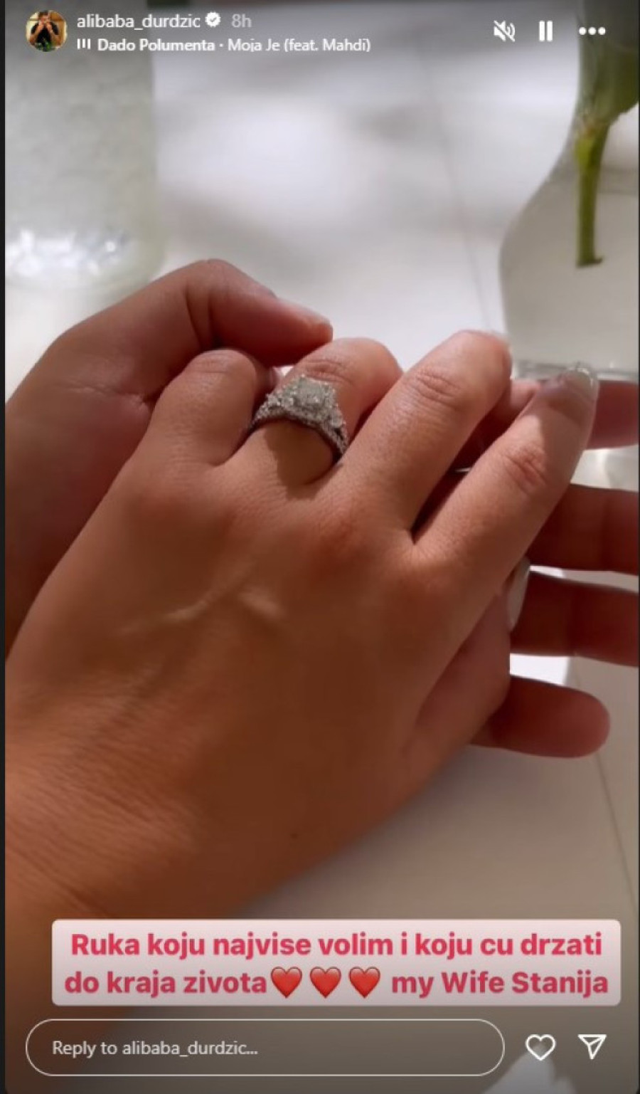 Dijamantski prsten stavio joj na ruku: Udaje se Stanija Dobrojević? (FOTO)
