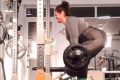 Bojana Stamenov diže tegove od 80 kg u teretani! Isto toliko je i smršala, a ovako izgleda njen trening: Tehnika se usavršava (VIDEO)