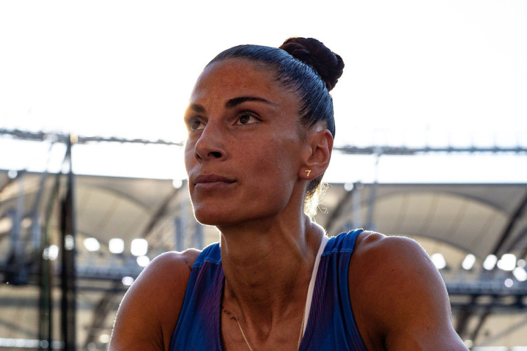 Užasne vesti za Srbiju: Ivana Španović se povredila pred Olimpijske igre!