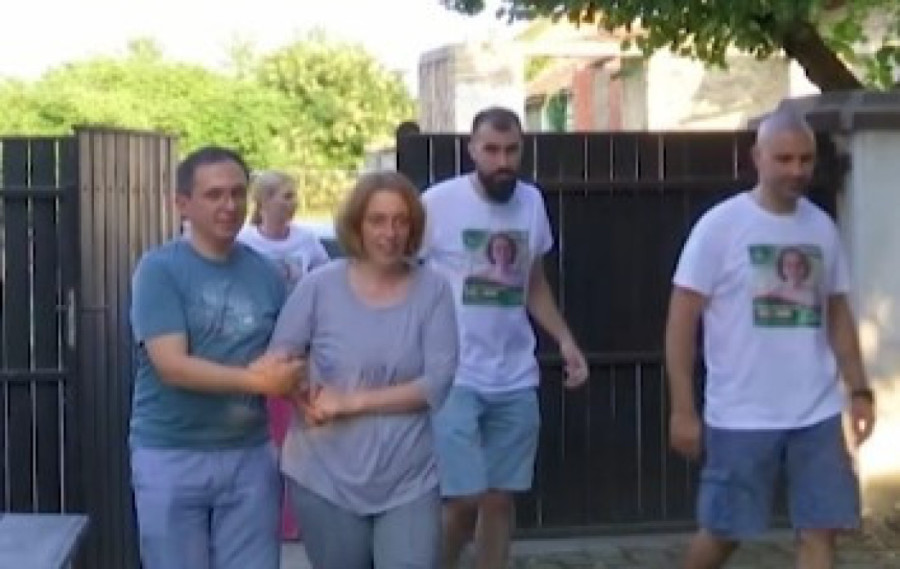 Nekadašnje školske drugove okupila humanitarna akcija: Za drugaricu iz klupe prikupljaju pomoć