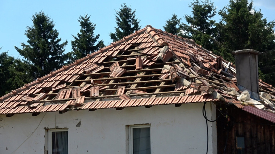 Turkovići iz sela Dolići opisuju nezapamćen tornado koji je pogodio Sjenicu: "Ovo smo videli samo na filmovima" (FOTO)
