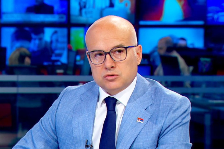 Miloš Vučević: "Kriminalnom klanu glavna meta Vučić"